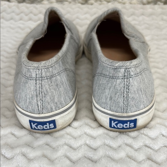 Keds Gray Slip-On Sneakers Size 9 - Picture 2 of 6